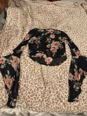 Y2K Whimsigoth Objex Black Floral Bell Sleeve Mesh Crop Black Medium